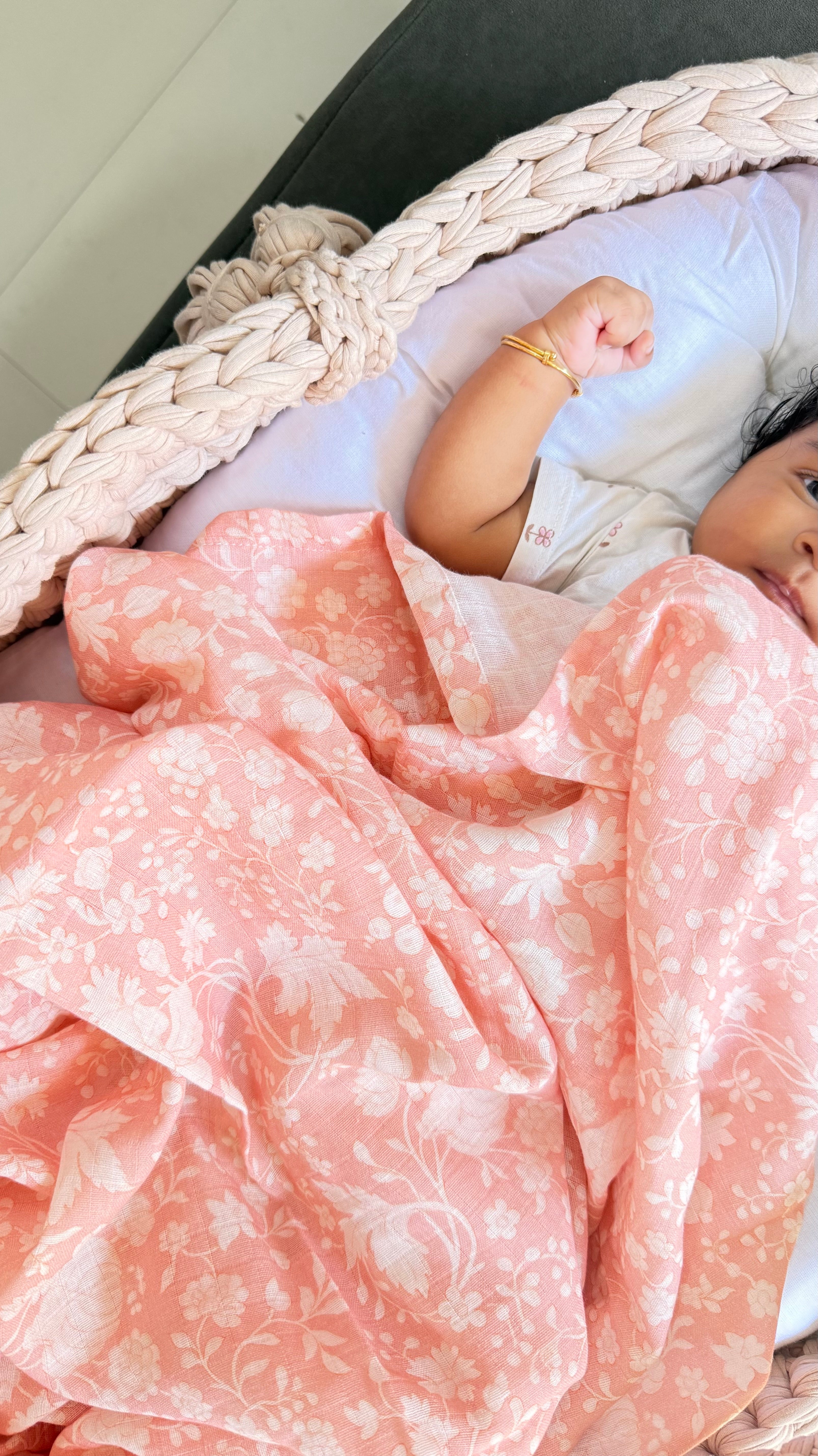 Flowers and dots Swaddle Combo