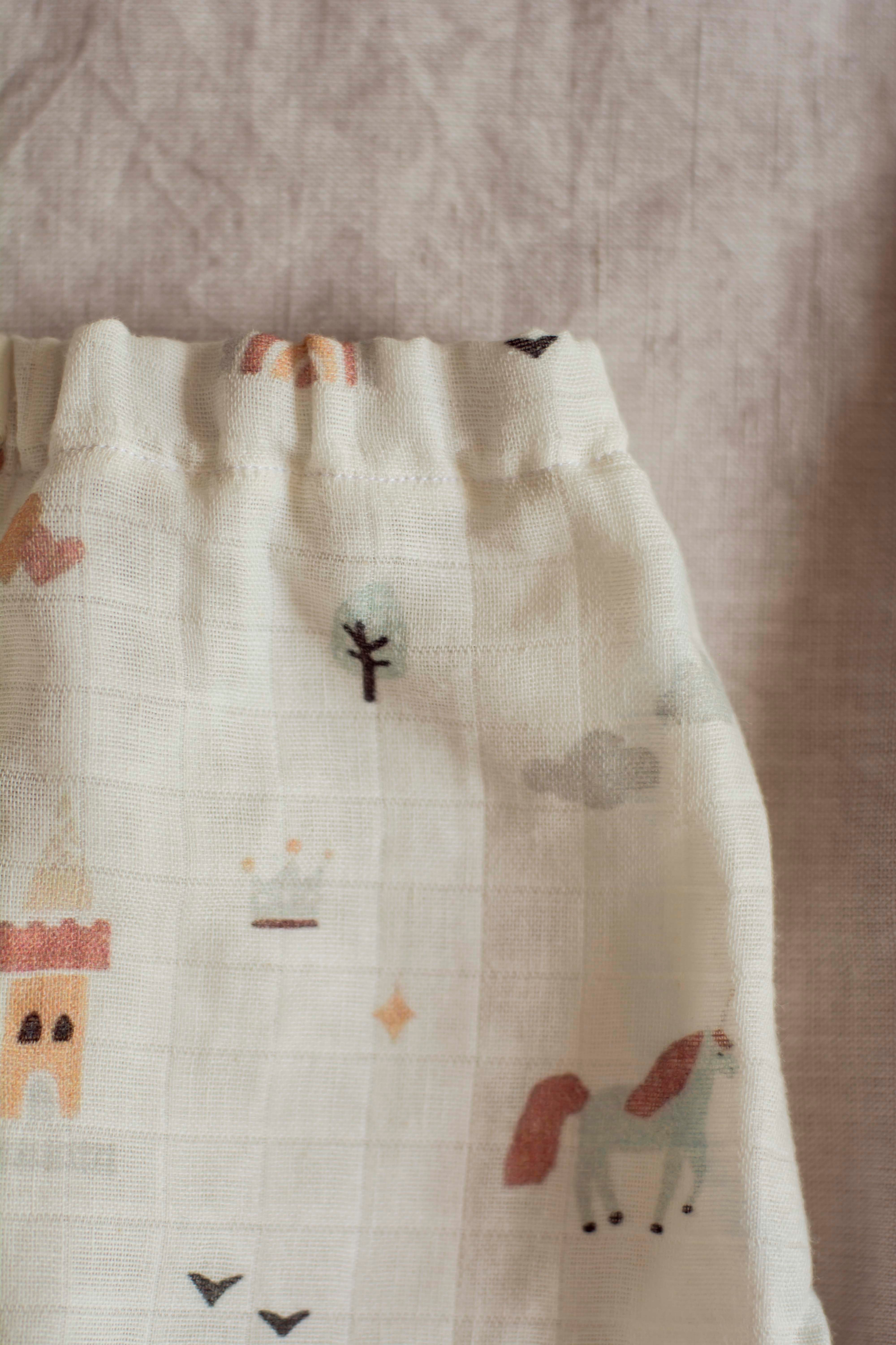 Castle and Unicorn Angarkha Set