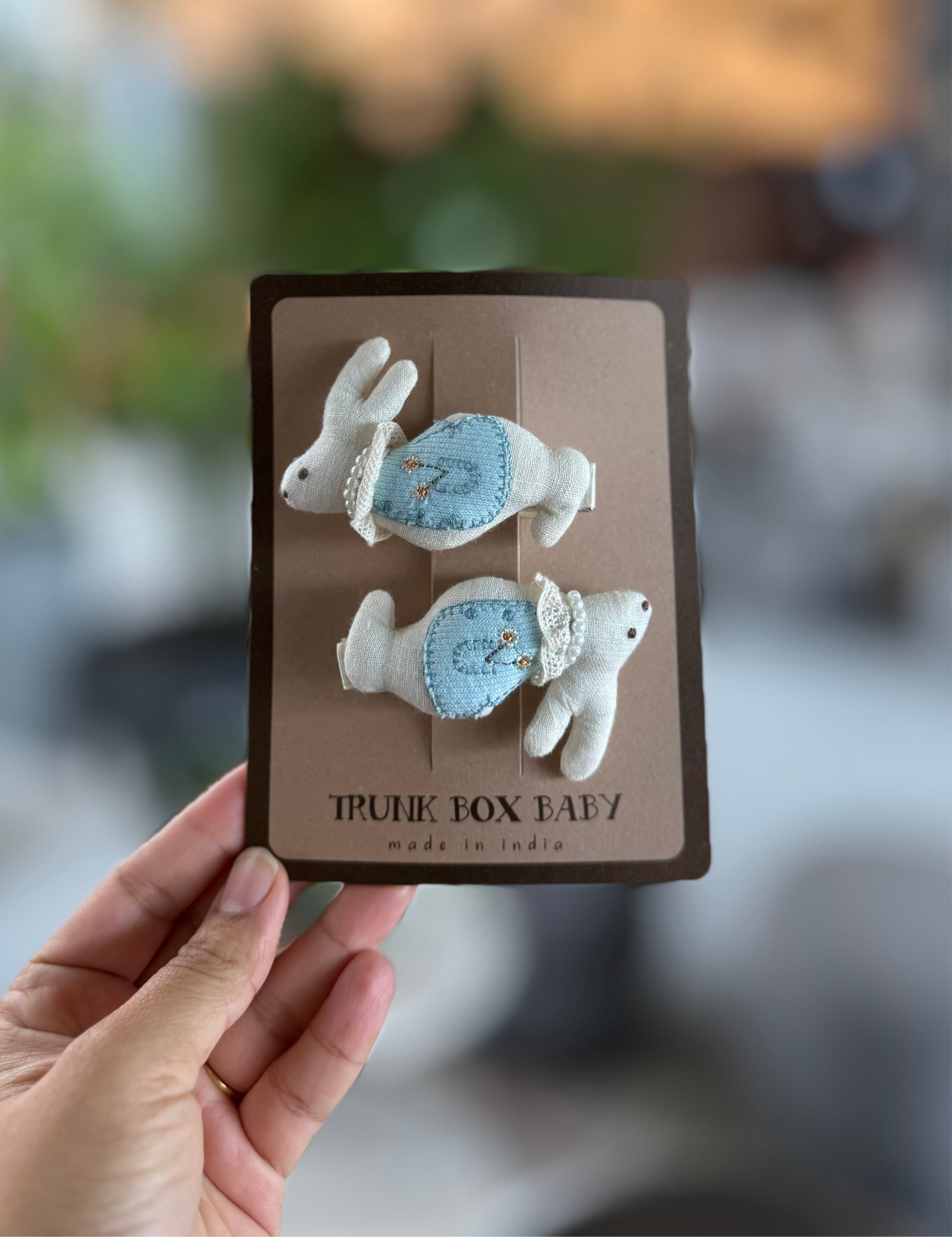 Azure bunny hair clip