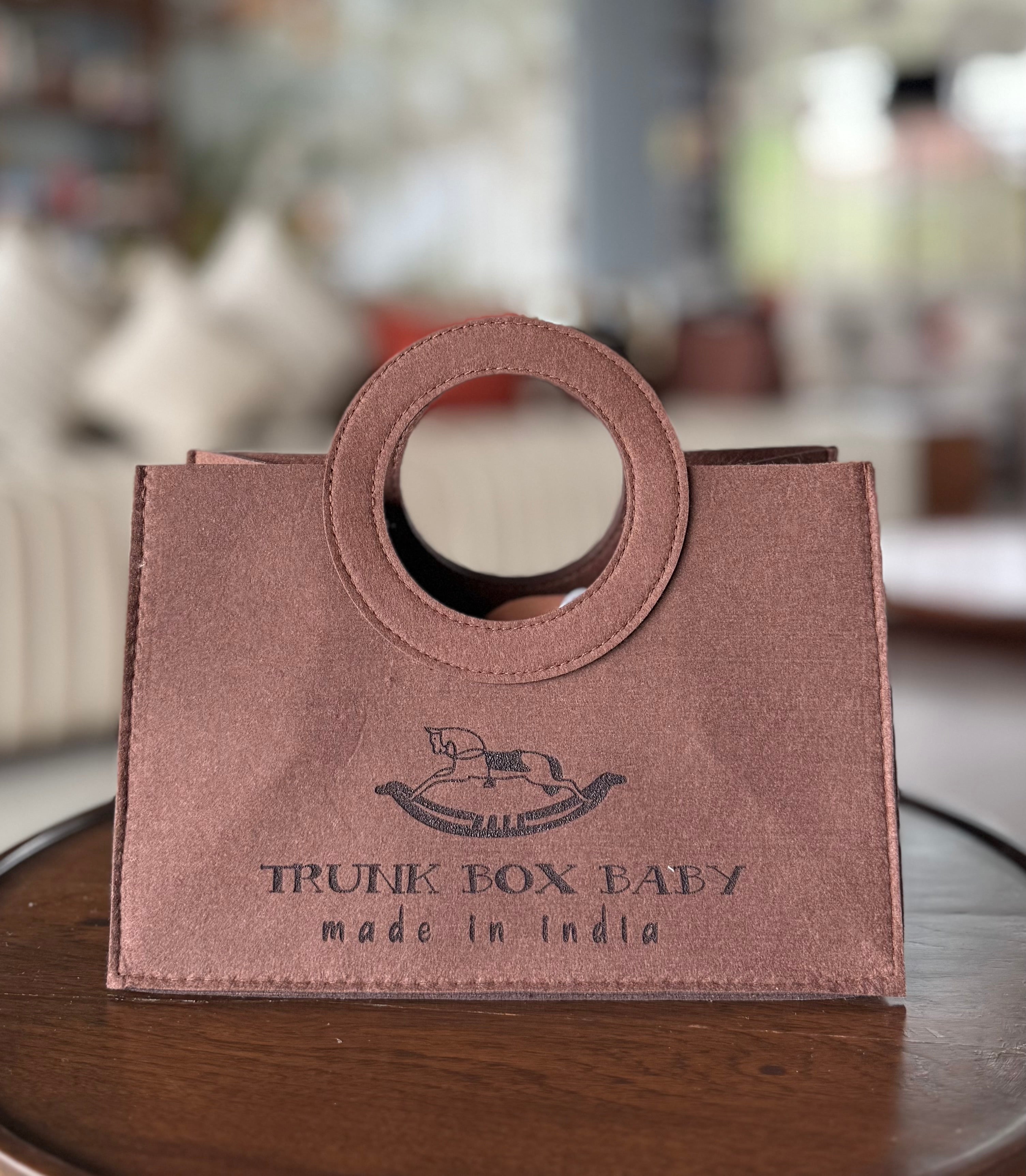 Round Handle Hamper Bag