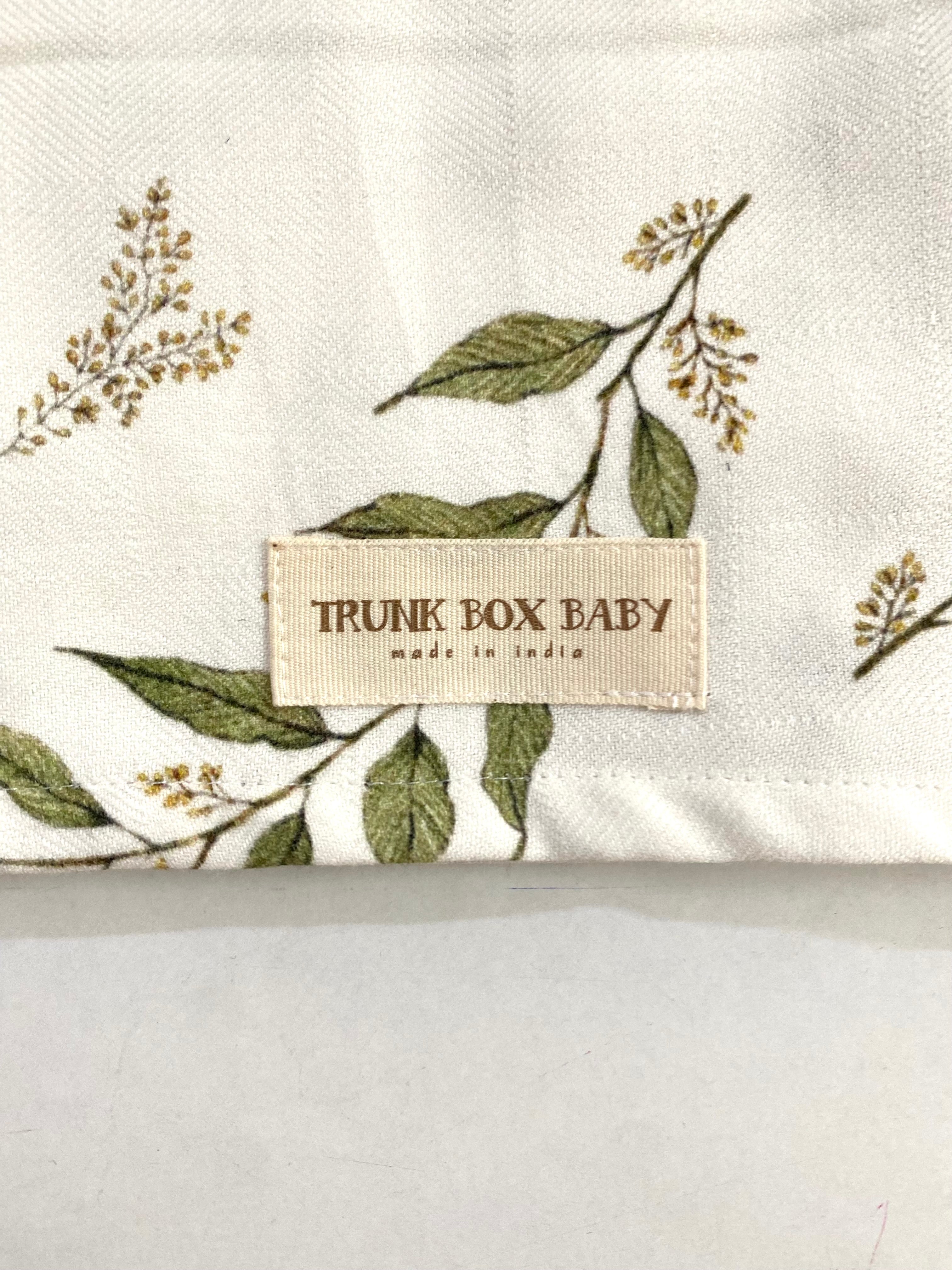 Green Leaves Angarkha Set