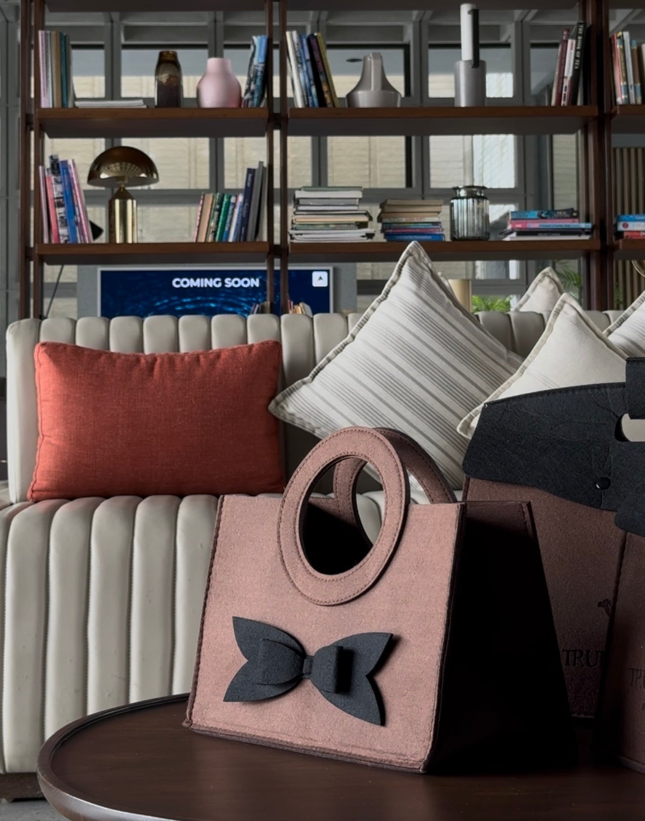 Round Handle Hamper Bag