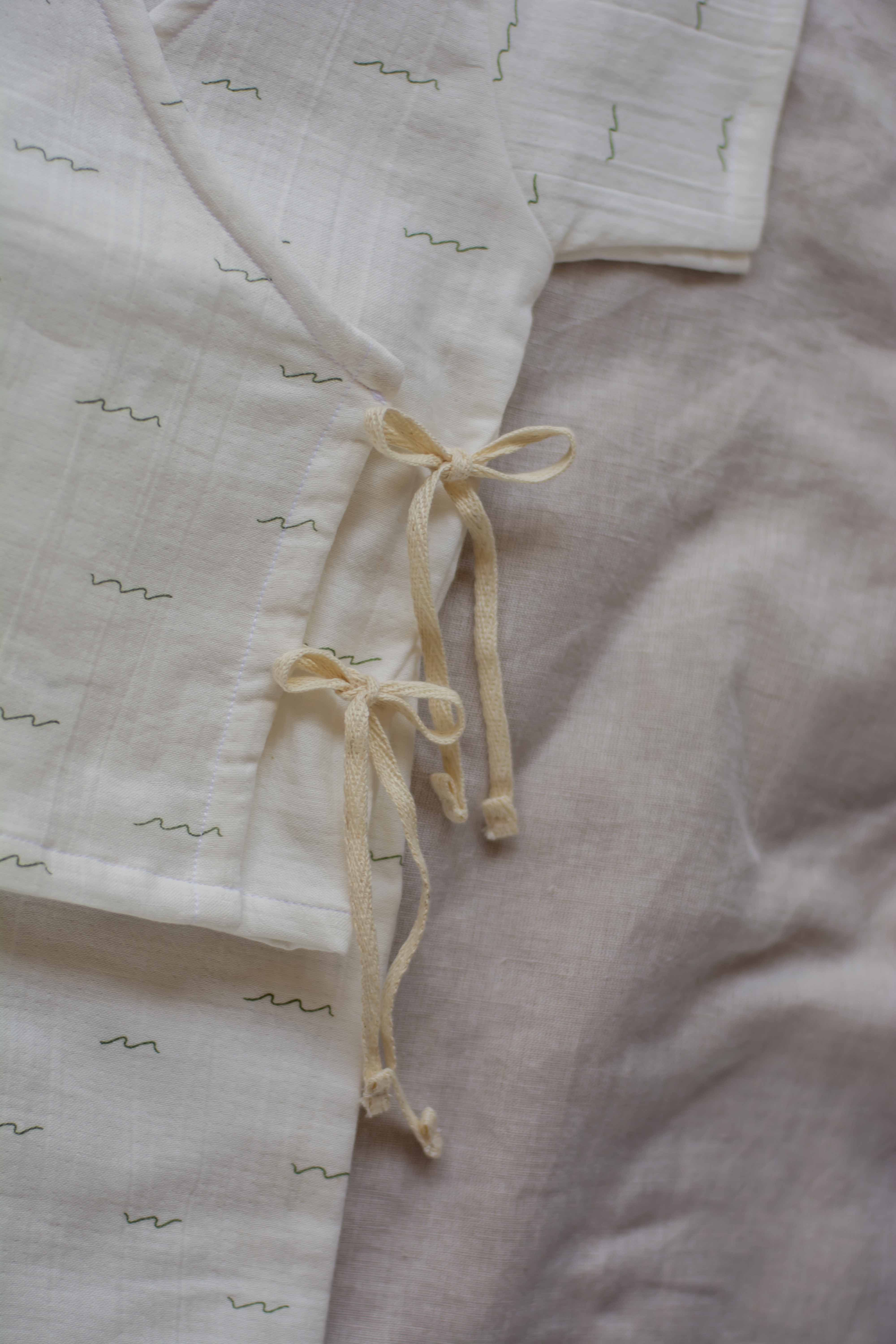 Wave crest Angarkha Set