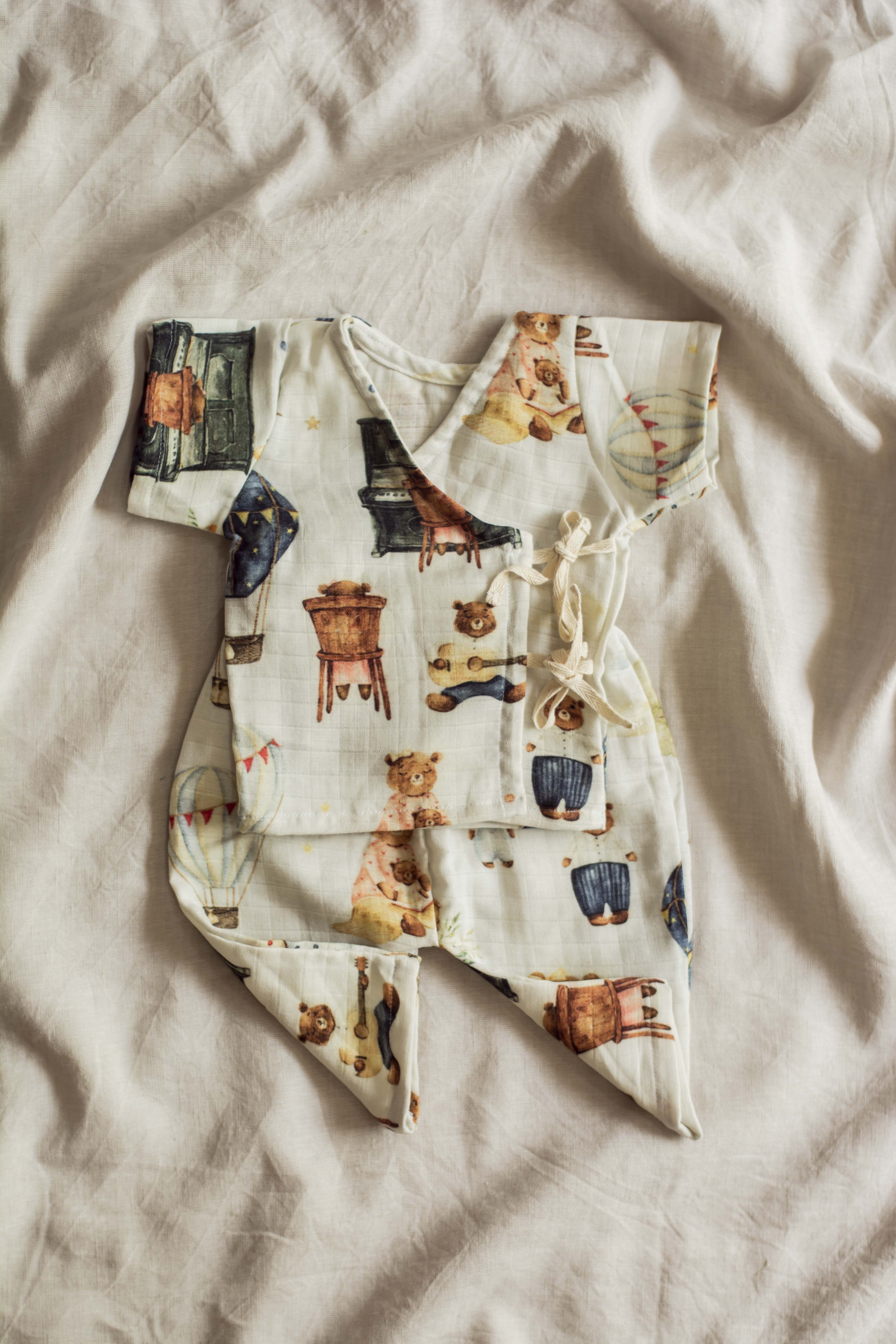 Airballoons and Babies Angarkha Set