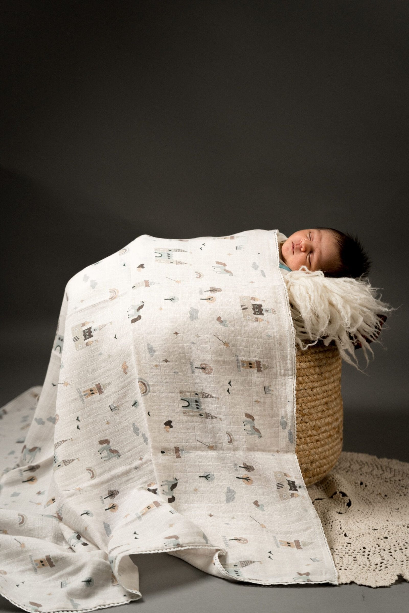 Castles and unicorns swaddle