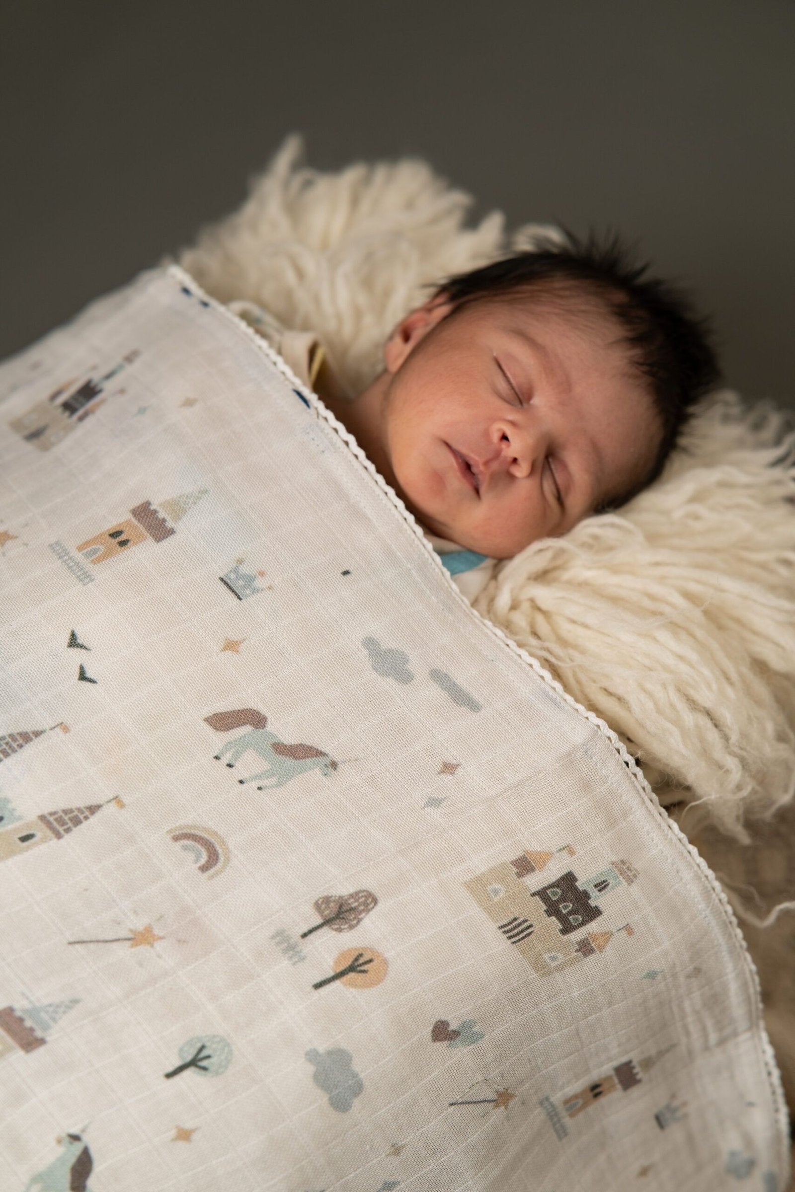 Castles and unicorns swaddle